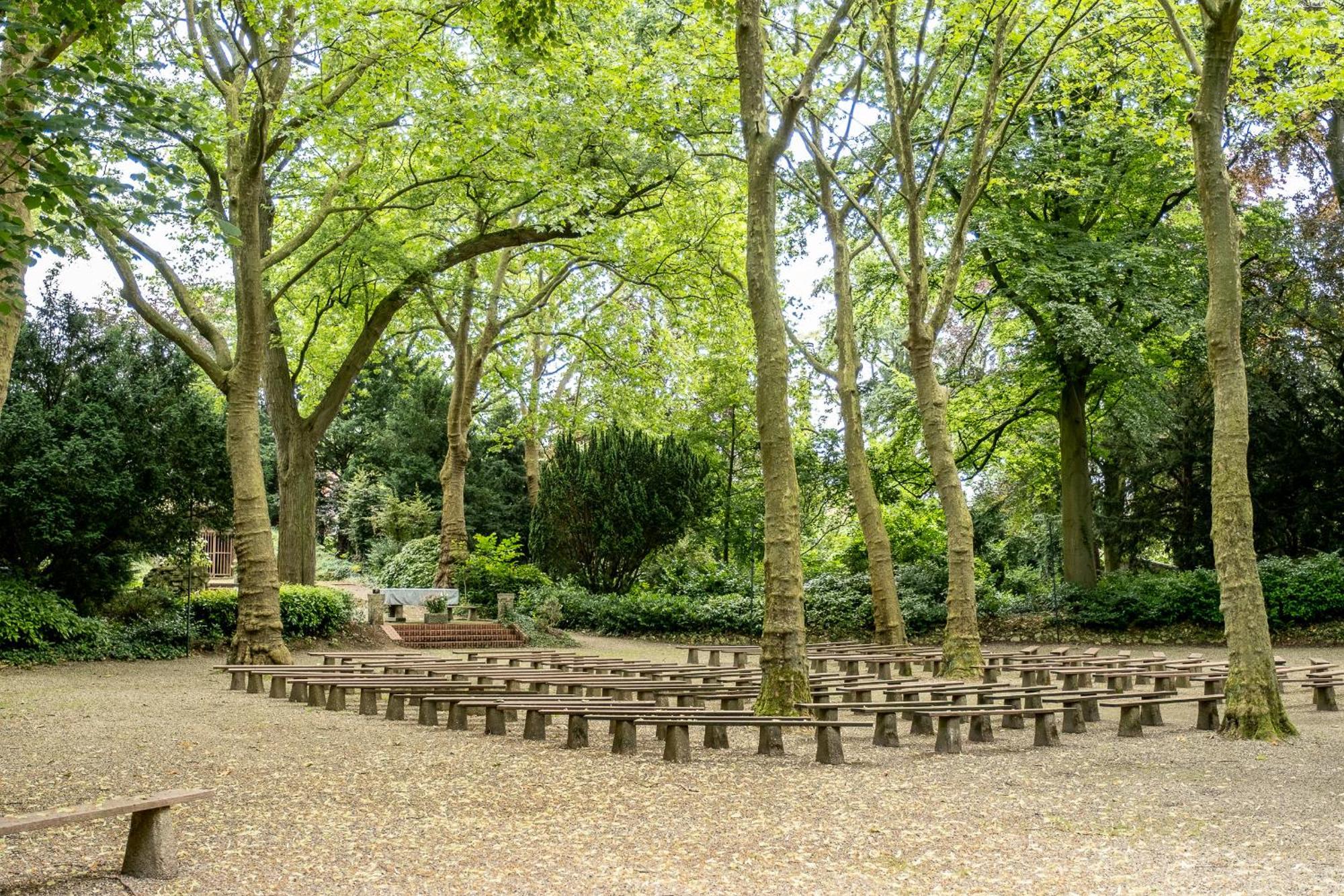 Bb Aan De Kapel Bed & Breakfast Roermond Exterior photo