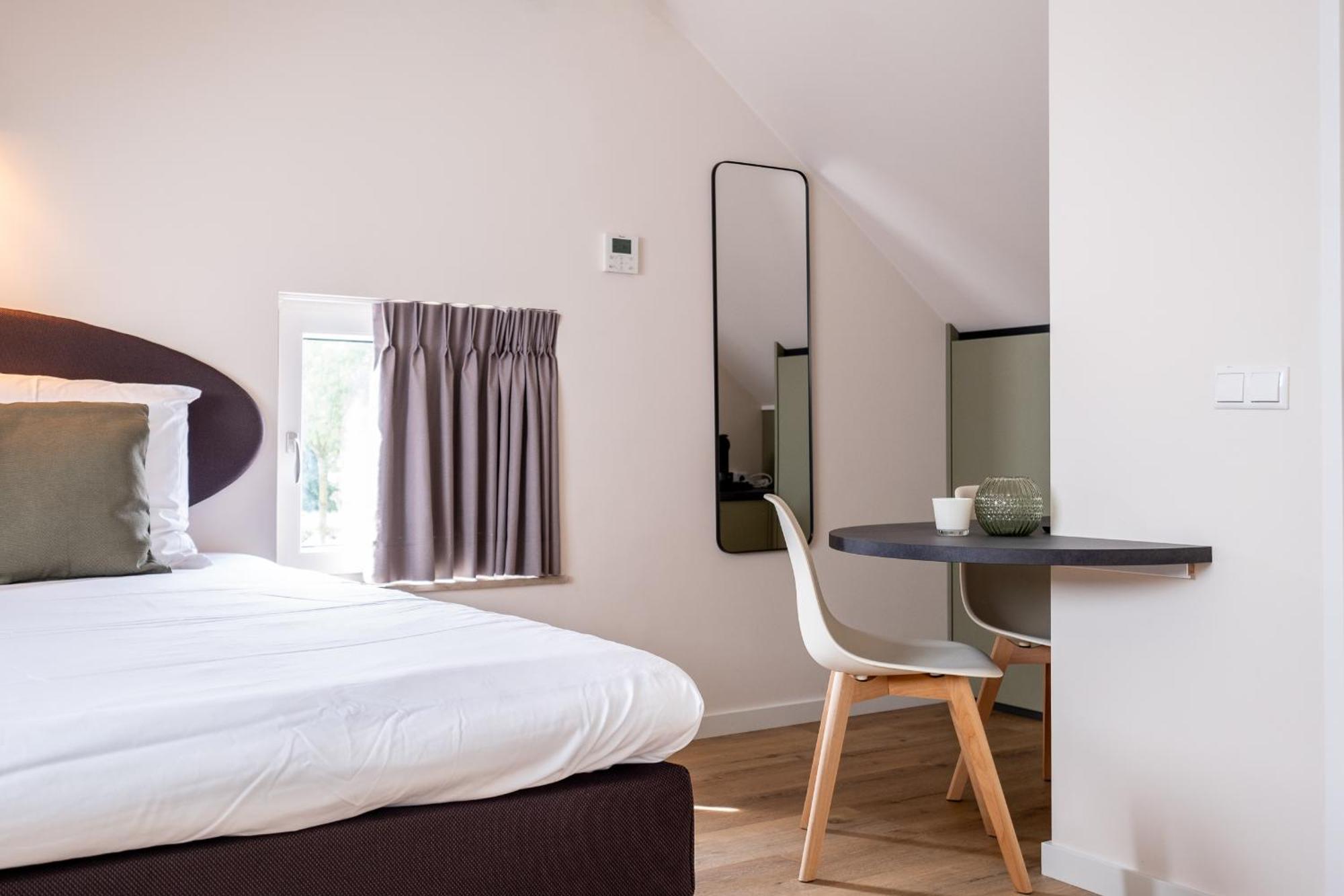 Bb Aan De Kapel Bed & Breakfast Roermond Exterior photo